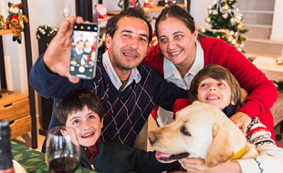 Kako za Božić jednostavno darivati cijelu obitelj pa čak i četveronožne ljubimce